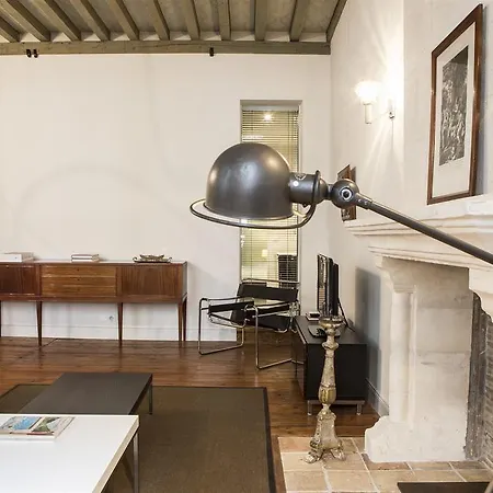 Descazeaux Apartment *