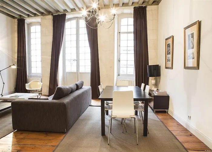 Descazeaux Apartament