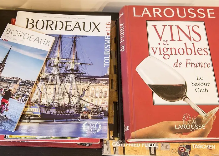 Apartament Descazeaux *